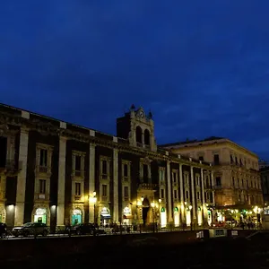 Domoikos 2*, Aeroporto di Catania Fontana Rossa Italia